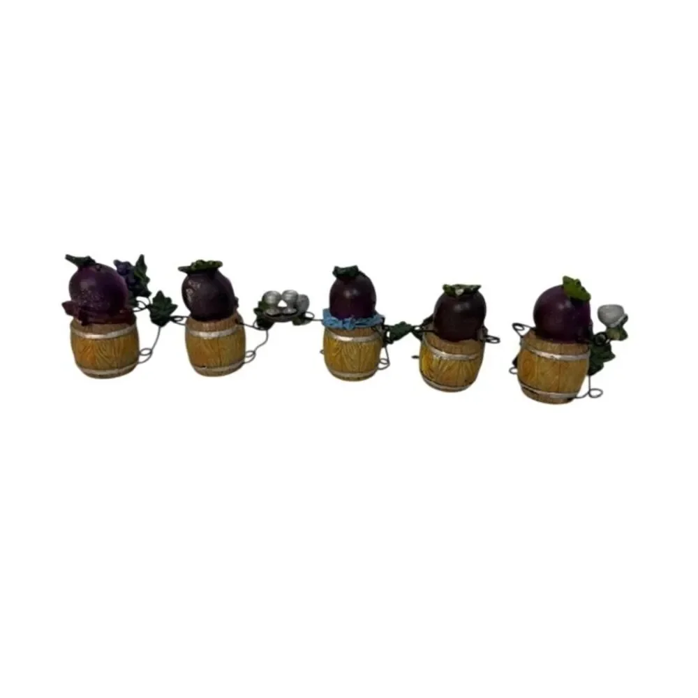 Unbranded grape anthropomorphic